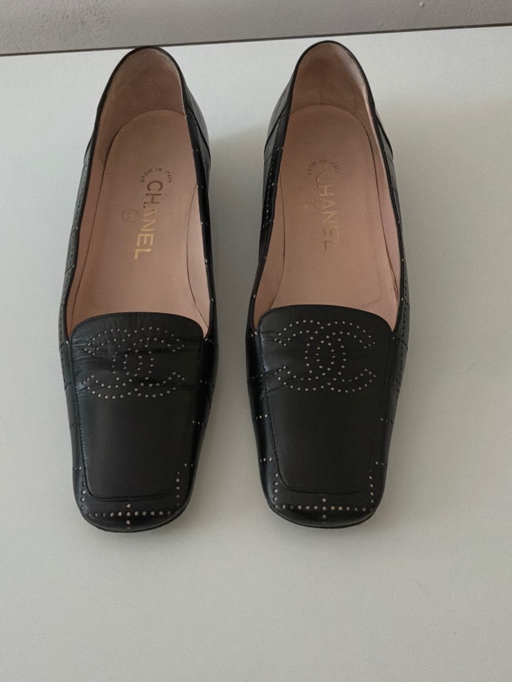 Chanel Loafers, Black vintage CC  logo, squared toe , excellent sz 38